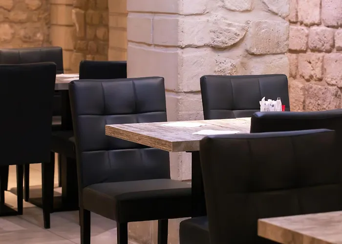 Derby EiffelHotel Parigi